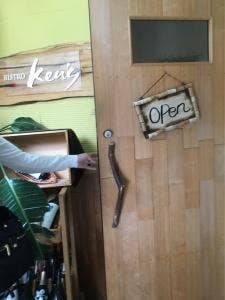 オマール海老と黒毛和牛のお店 Bistro Ken's