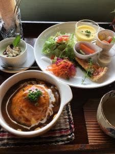 カフェニコニコドウ