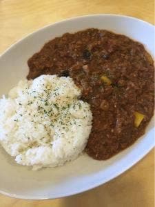 カレーとコーヒーとチャイ かばくん