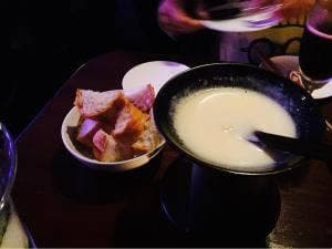 スパークリングワインバー ビストロ あわ家