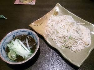 食酒房 助