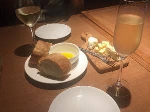 駅前ワイン食堂BiBi