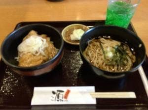 炭焼豚丼 源