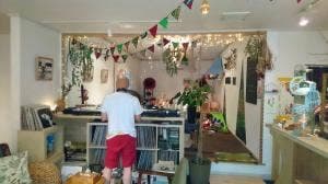 音楽食堂 FAMILY TREE