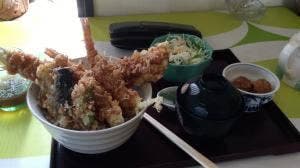 ひがし川