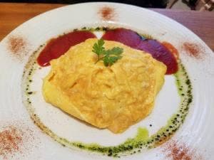 オムオム