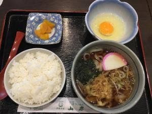門前そば山彦 東名高速 新城PA店 下り