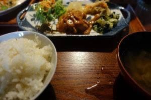 食堂101号室