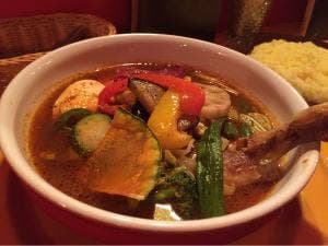 SPICY SOUP CURRY BAR TRIP