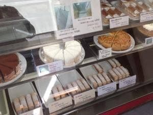敷島屋パイ店