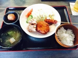 5丁目食堂・ゆのはまバル