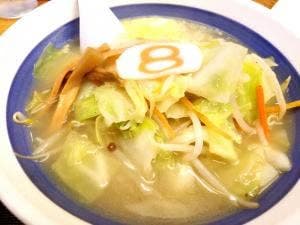 8番らーめん 中川店