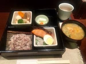 銀亭Cafe&Bar