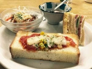 カフェテラスアカネ