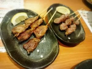 地鶏炭火焼 鶏扱説明所