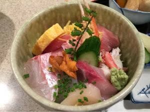うおいち