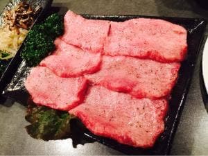 牛専華