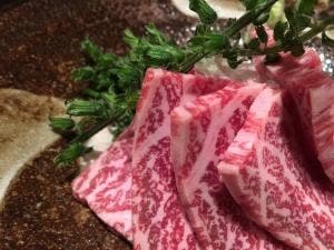 やきにく家房