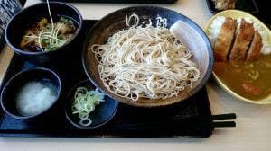 ゆで太郎 もつ次郎 静岡小鹿店