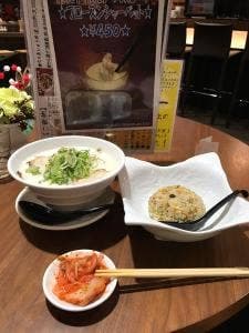 ラーメンCafe 希望新風 阪神ゴルフセンター大正店