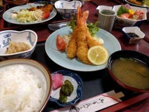 なまずや