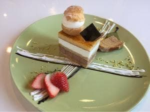グリンデルベルグ 自治医大店