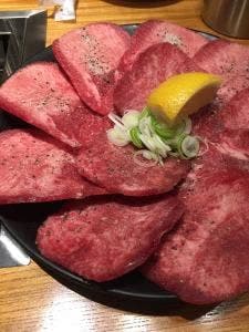 焼肉 とんちゃんのおおみ 駅前店