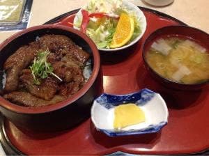 レストラン日高見