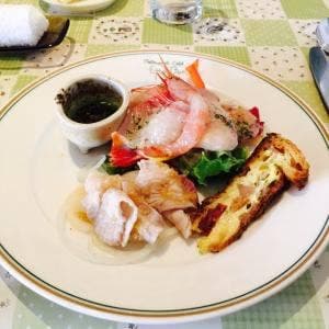 Elle-Bon