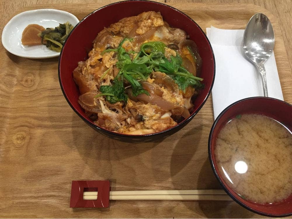トンタン茶房