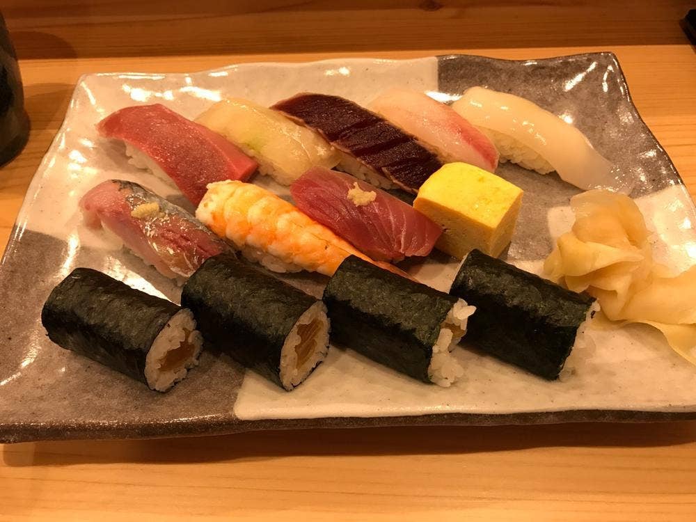 寿司・割烹・地魚料理 英