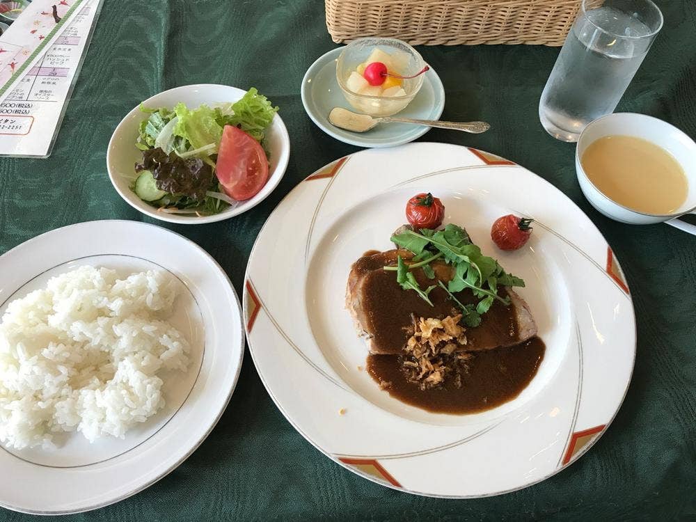 レストラン カピタン ホテルセントヒル長崎