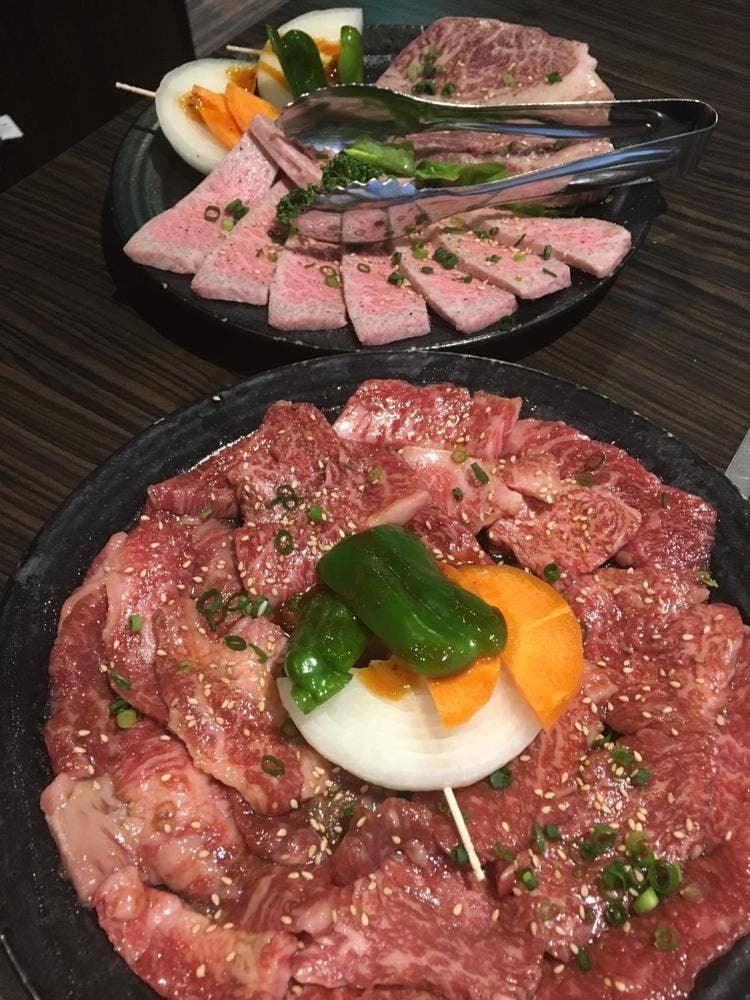 安楽亭 ぼたん店