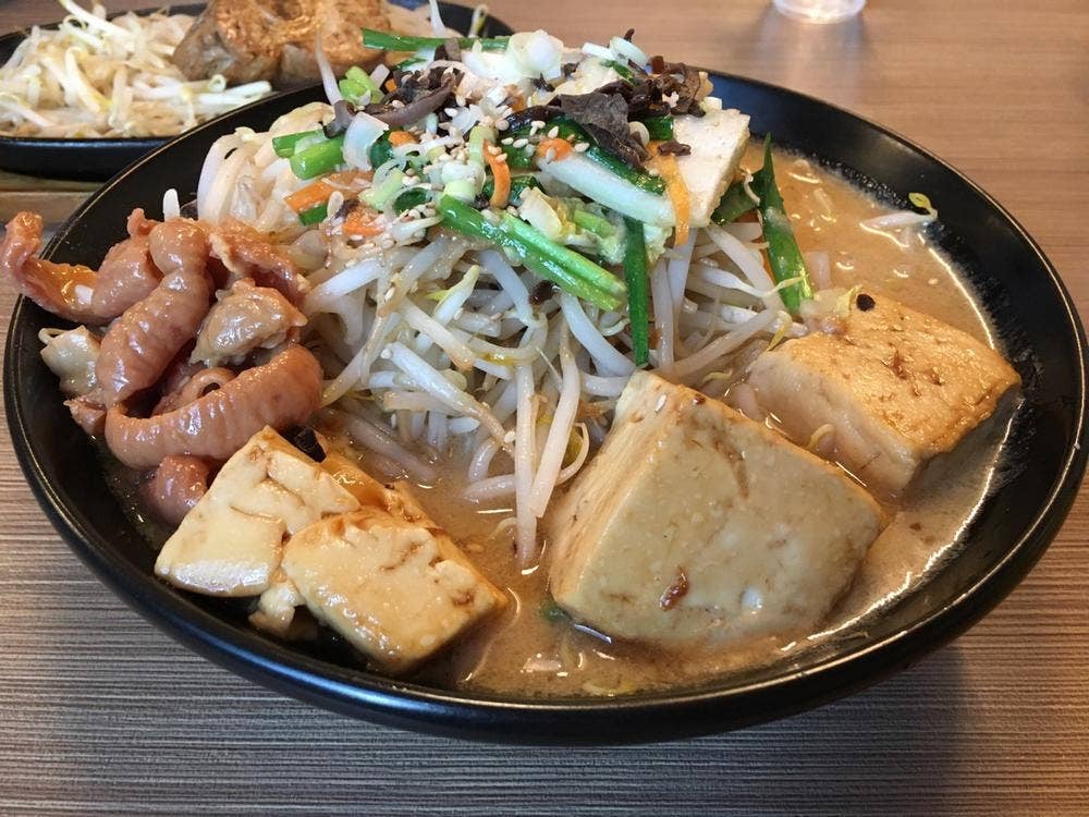 岩手鉄砲ラーメン バガボンド丸 矢巾店
