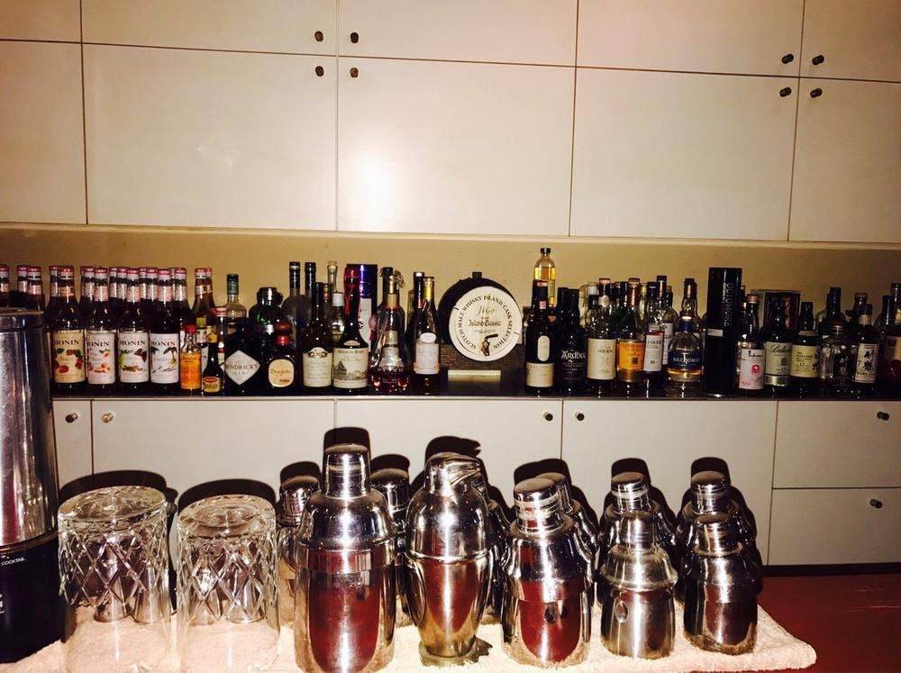 BAR JUGO