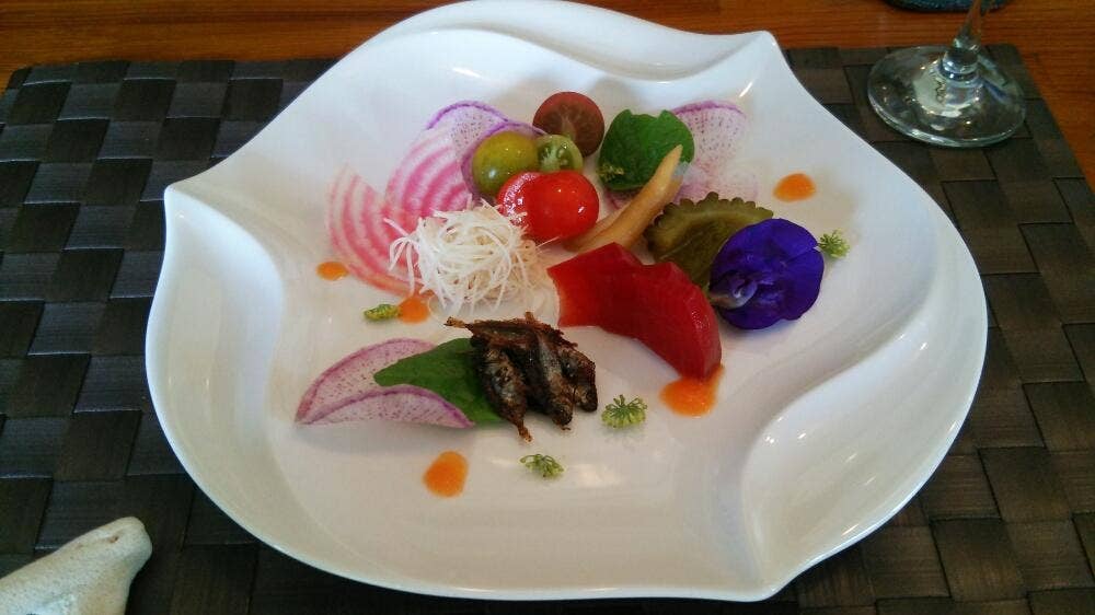 Torattoria Bar 慶留間gnon