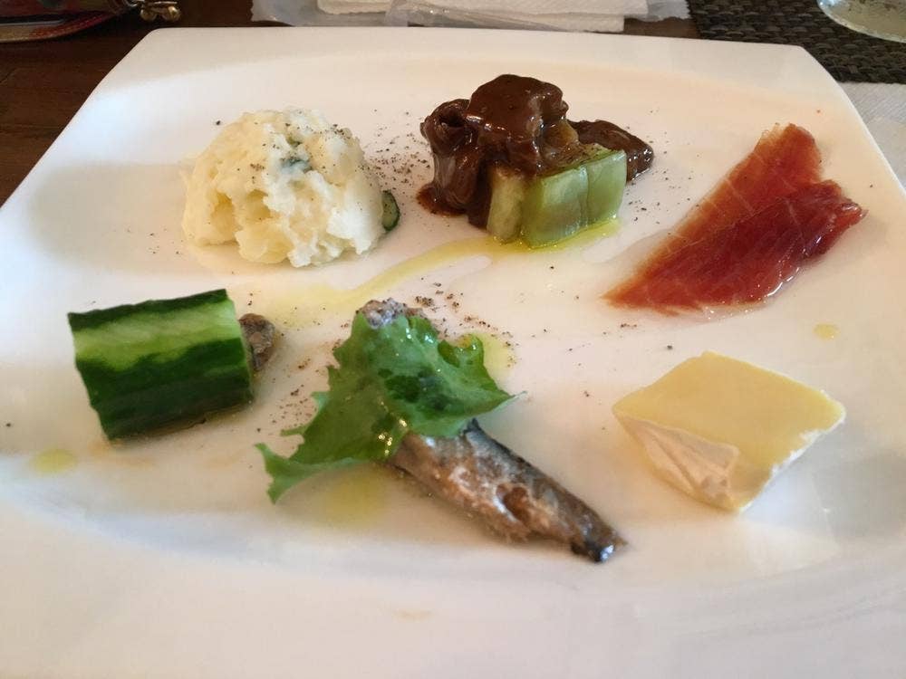 自然派ワイン食堂 etrenne