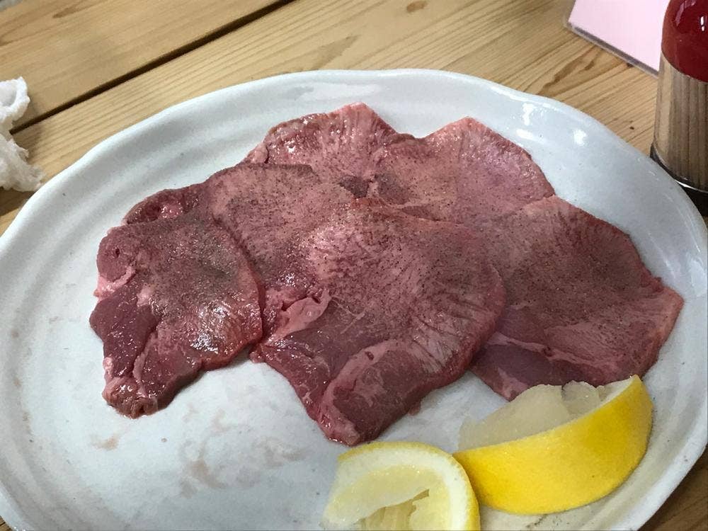 ひげ屋