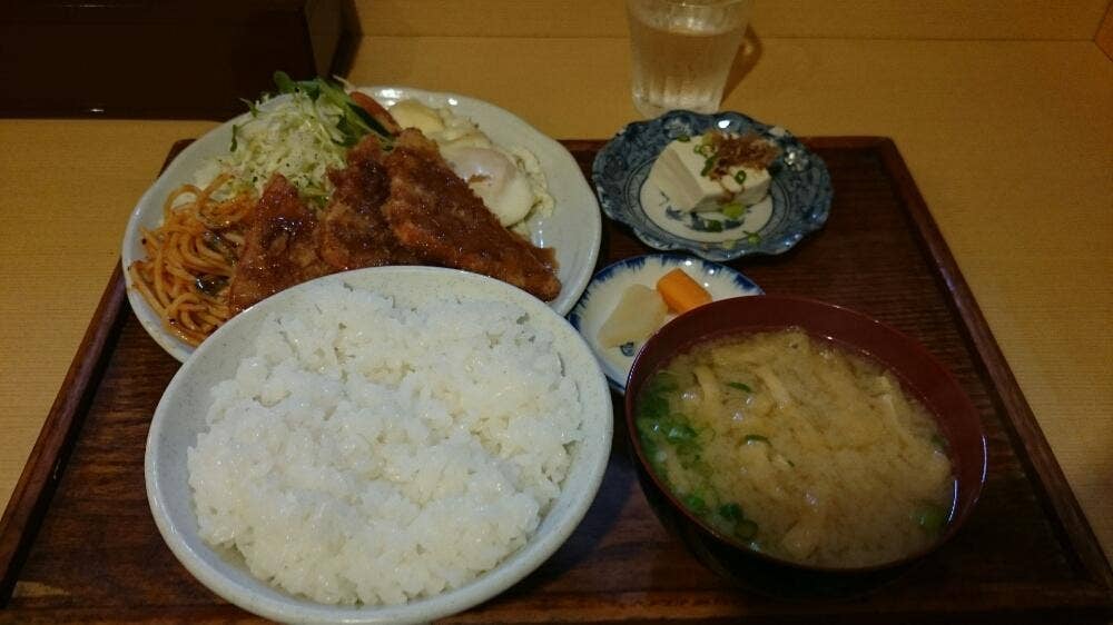 一膳屋
