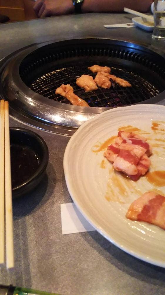 焼肉三平