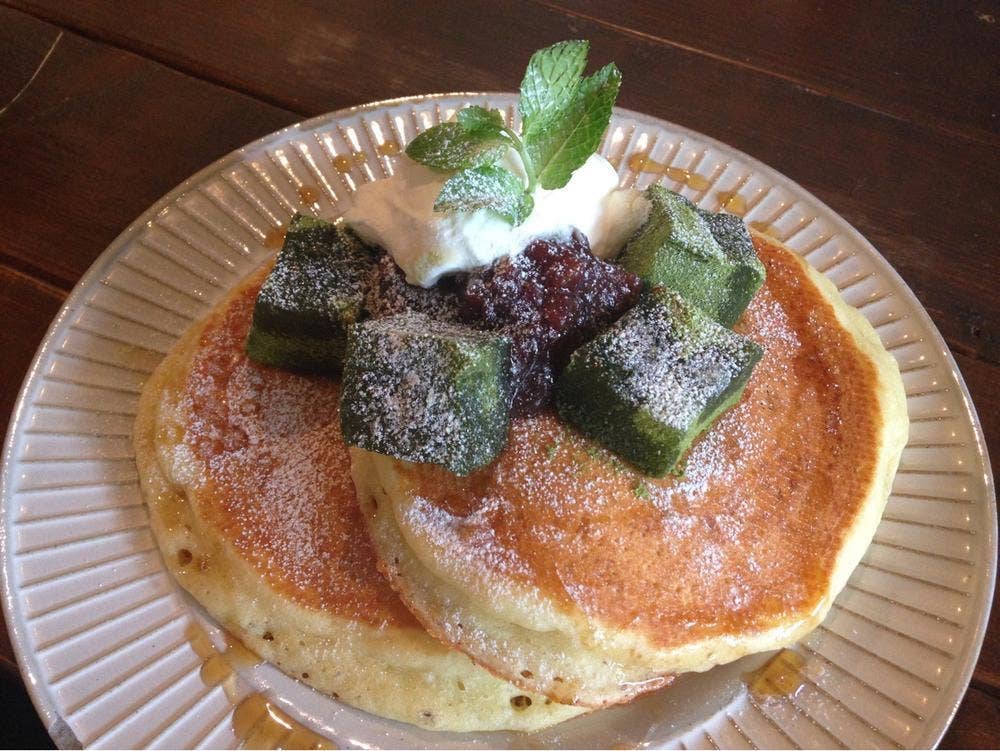 カフェ クグル