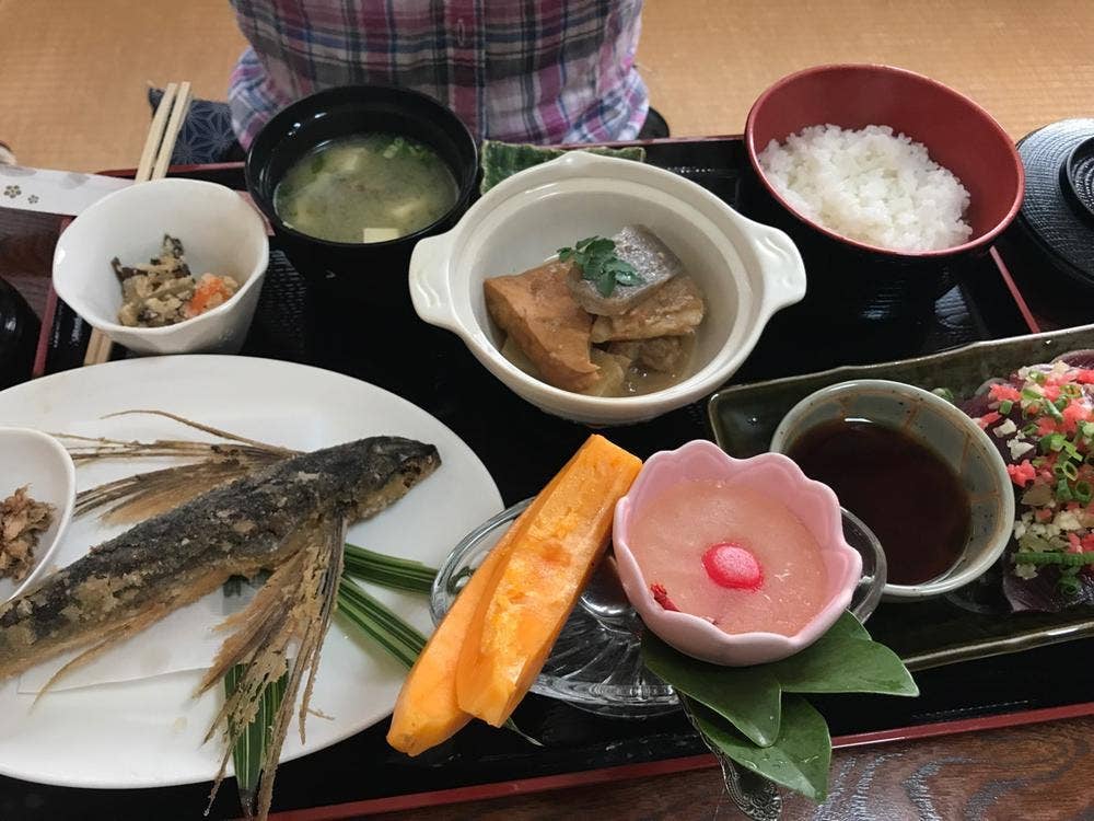 お食事処 味徳