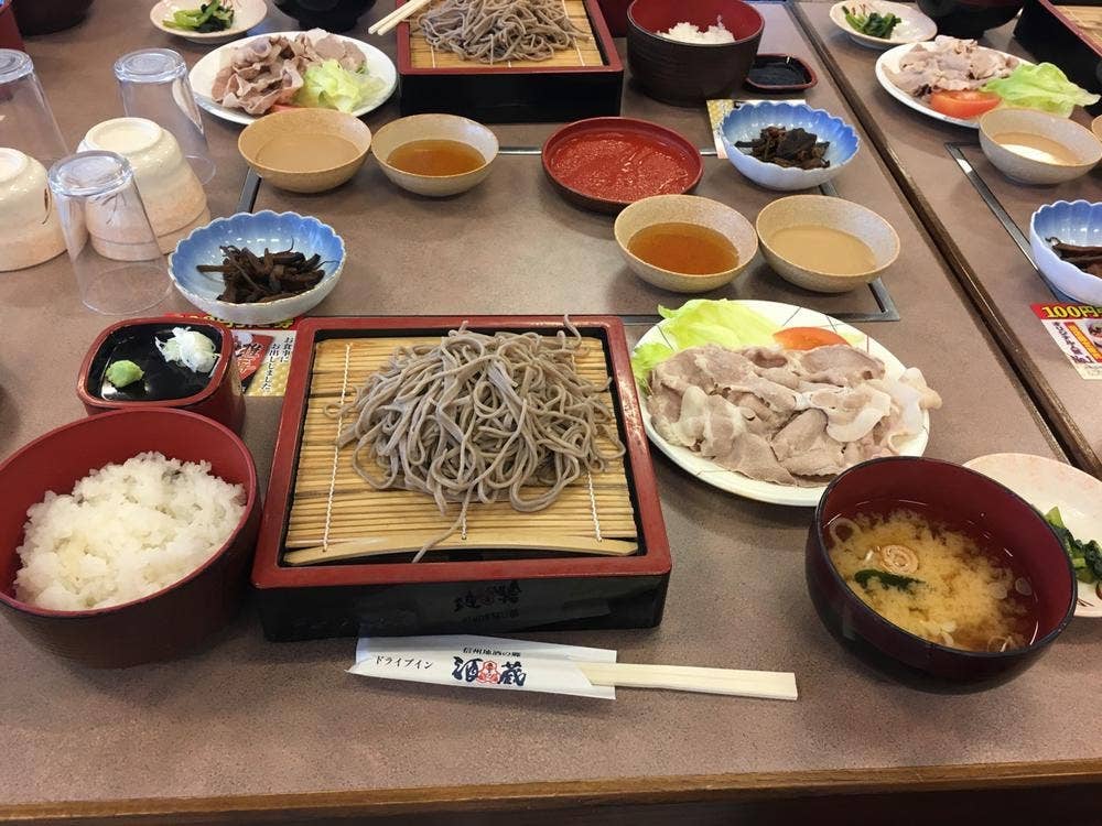 ドライブイン酒蔵