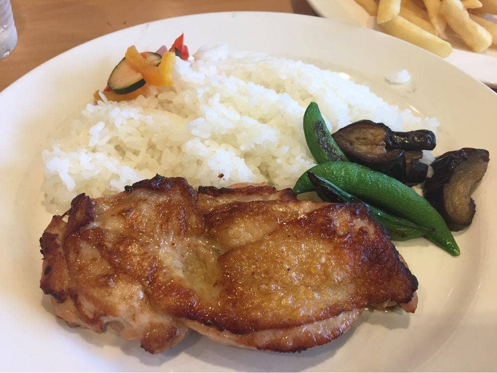 ガスト 名谷店