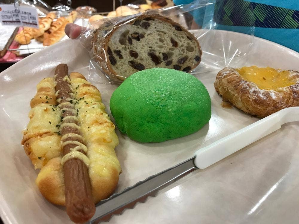 ブレッドハウス アクロス店