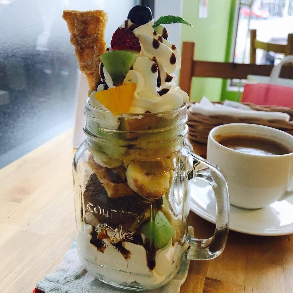 ワッフル専門店 レスト