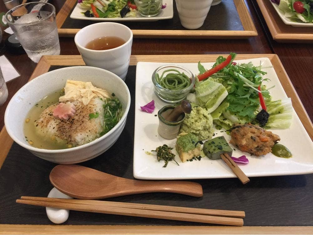 日本茶専門店 カフェ&ダイニング 茶の音