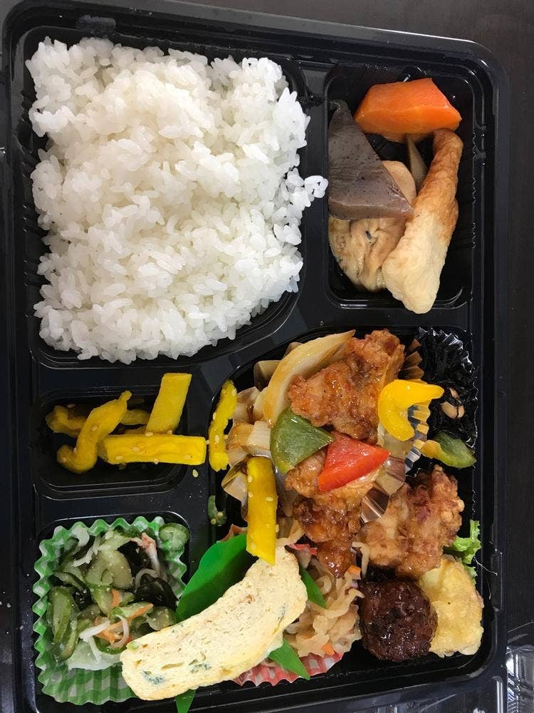 伊蕗里