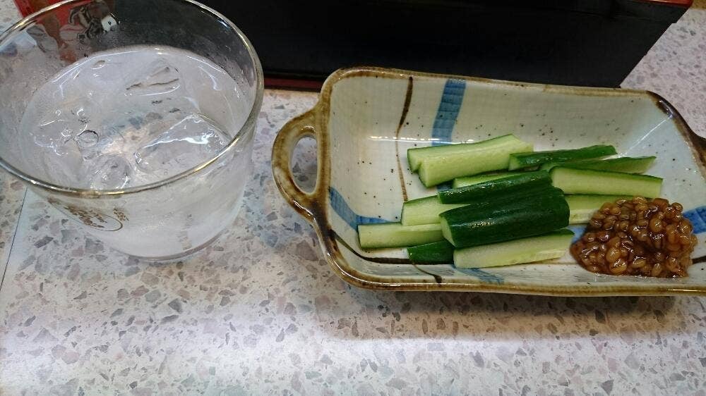 立ち呑み居酒屋つる八