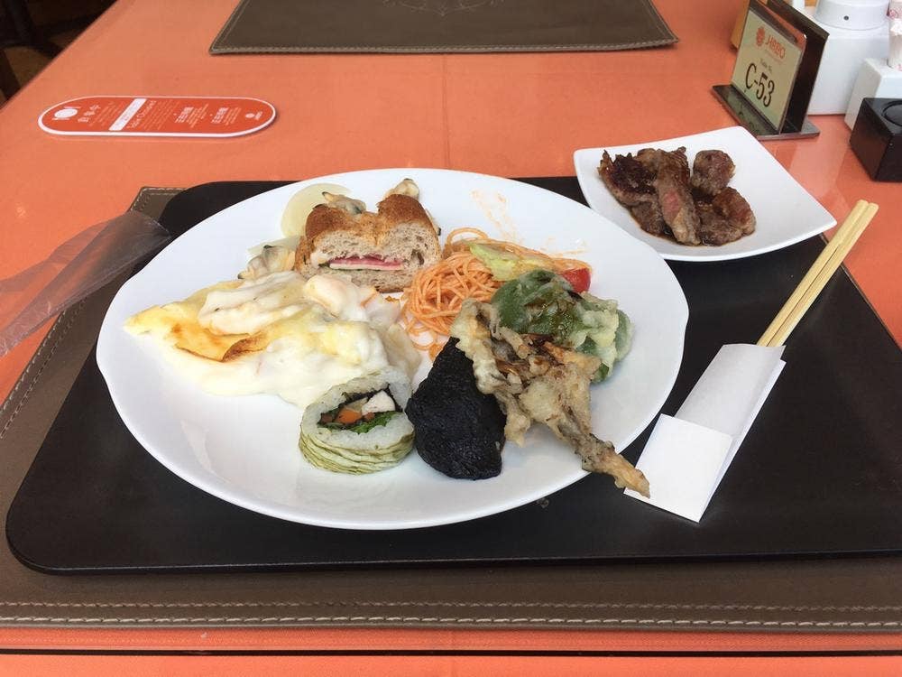 北海道ビュッフェ HAPO 鶴雅ウィングス